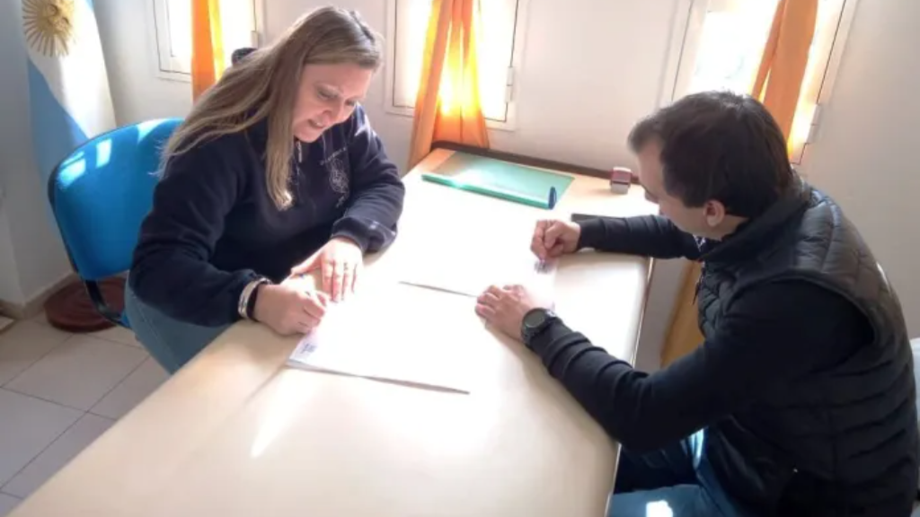 San Justo: Se firmó un convenio de cooperación recíproca entre la Escuela Técnica N° 7 y el Municipio