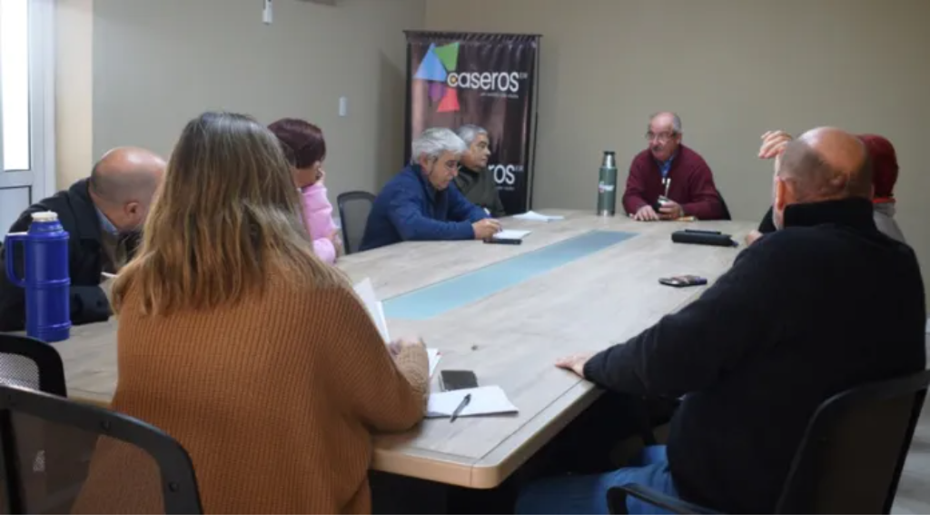 Reunión entre la Municipalidad y la Asociación Civil Carnavales de Caseros