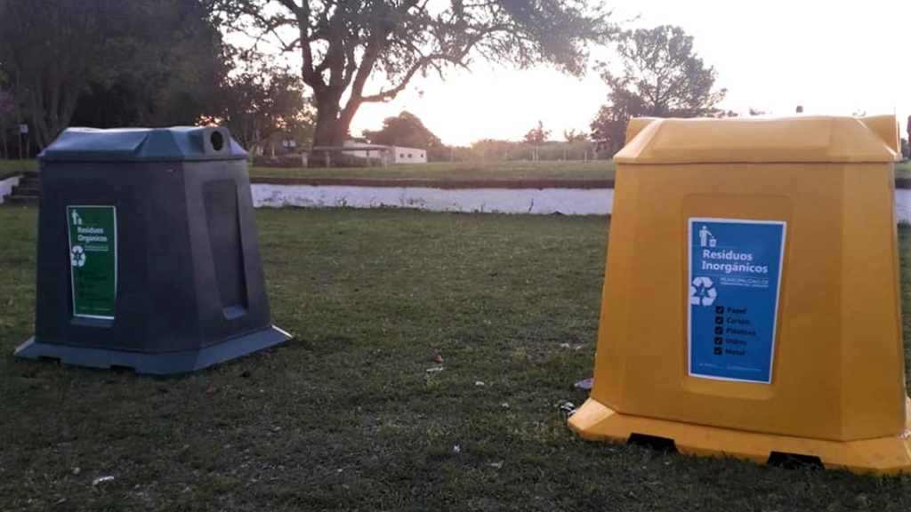 Instalan contenedores campana en espacios públicos