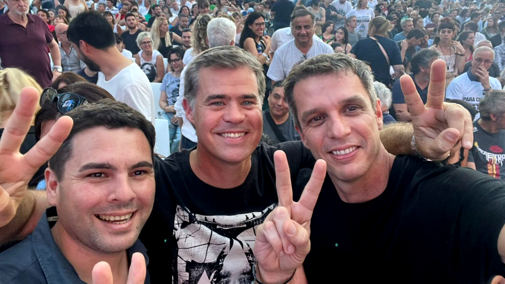 Piaggio, Cresto y Bastián con Cristina