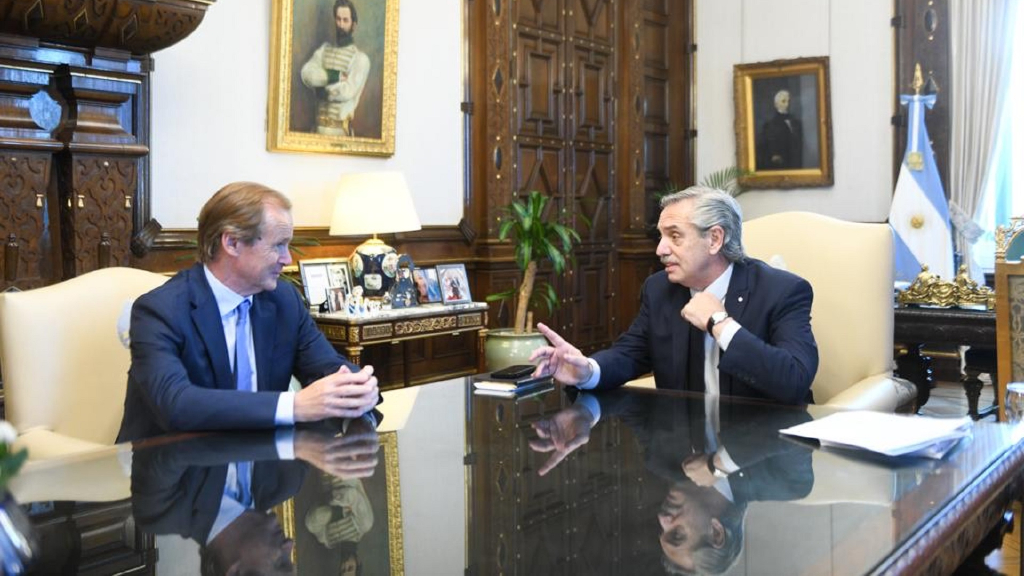 Bordet visitó a Alberto
