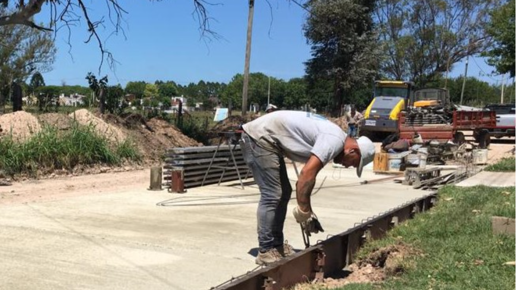 Más de 800 vecinos se verán beneficiados con la pavimentación en el barrio Zapata