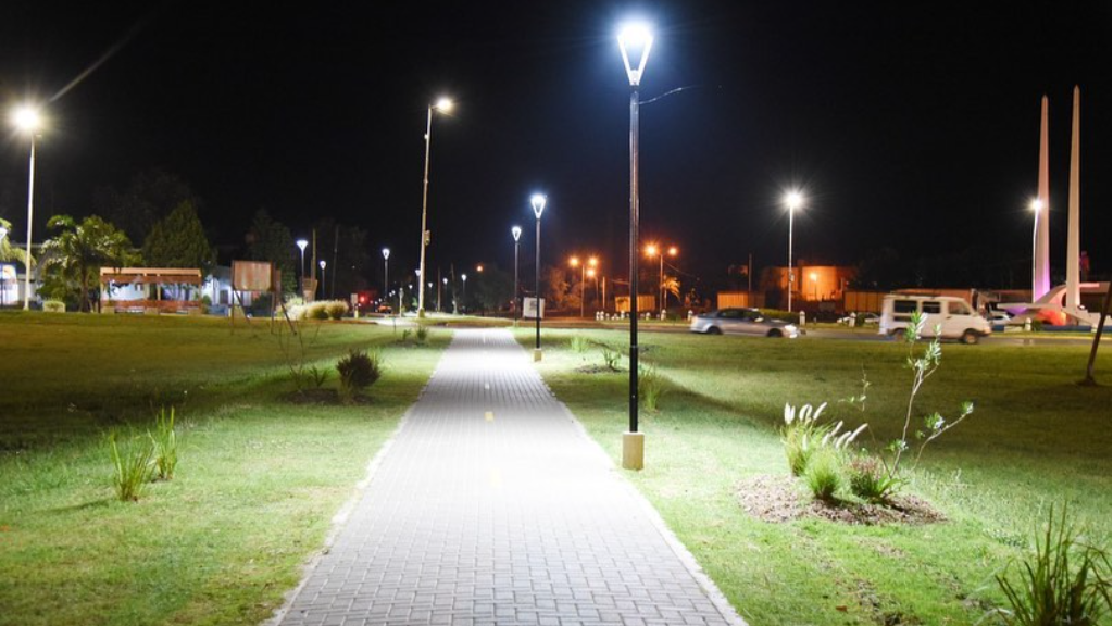 Finaliza la iluminación parcial de la bicisenda