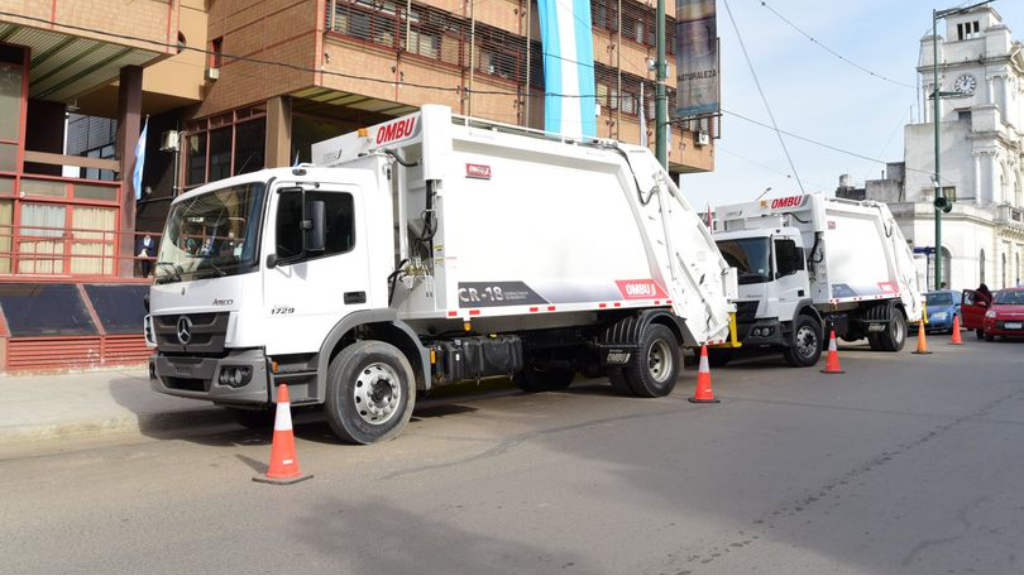 Dos camiones recolectores nuevos para Concepción del Uruguay