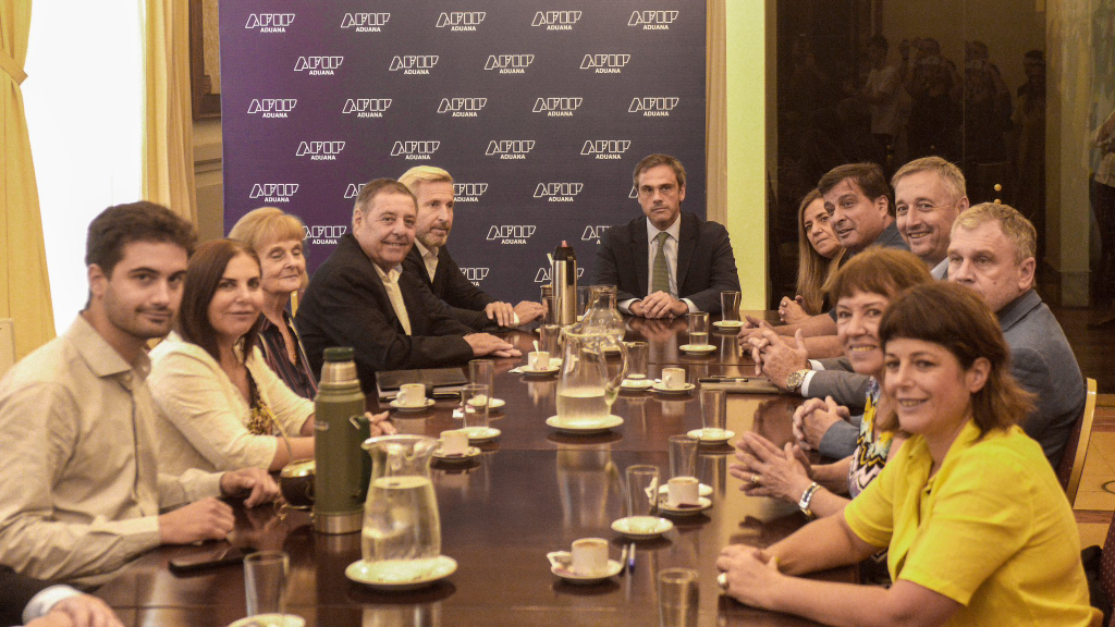 Michel recibió a los legisladores de Entre Ríos del FDT y de JXC