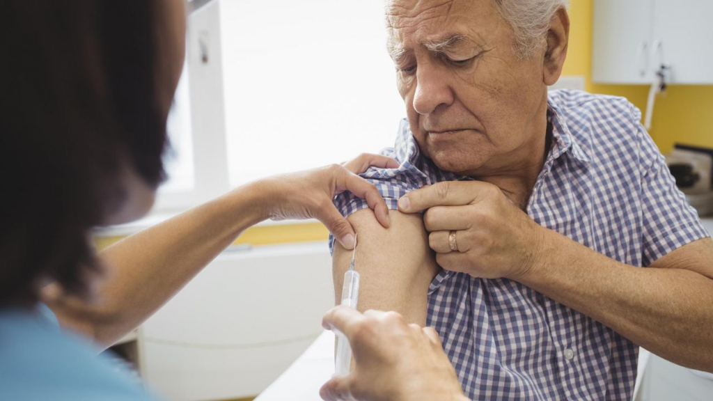 El PAMI comienza a vacunar contra la gripe