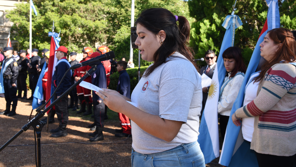 Se concretaron los actos por el Pronunciamiento de Urquiza, la Sanción de la Constitución y el Día del Trabajador