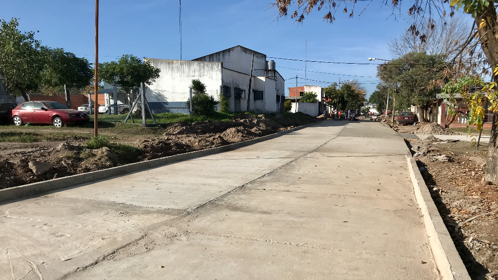 Más de 9600 familias disfrutan del pavimento en más de 400 cuadras en Concepción del Uruguay