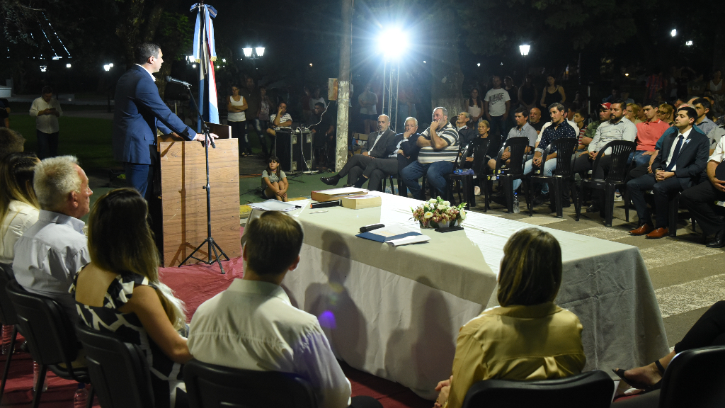 Lauritto acompañó la asunción de Sandoval en Pronunciamiento