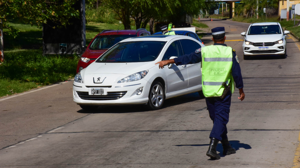 El Estado entrerriano dejará de cobrar en las rutas las infracciones de tránsito