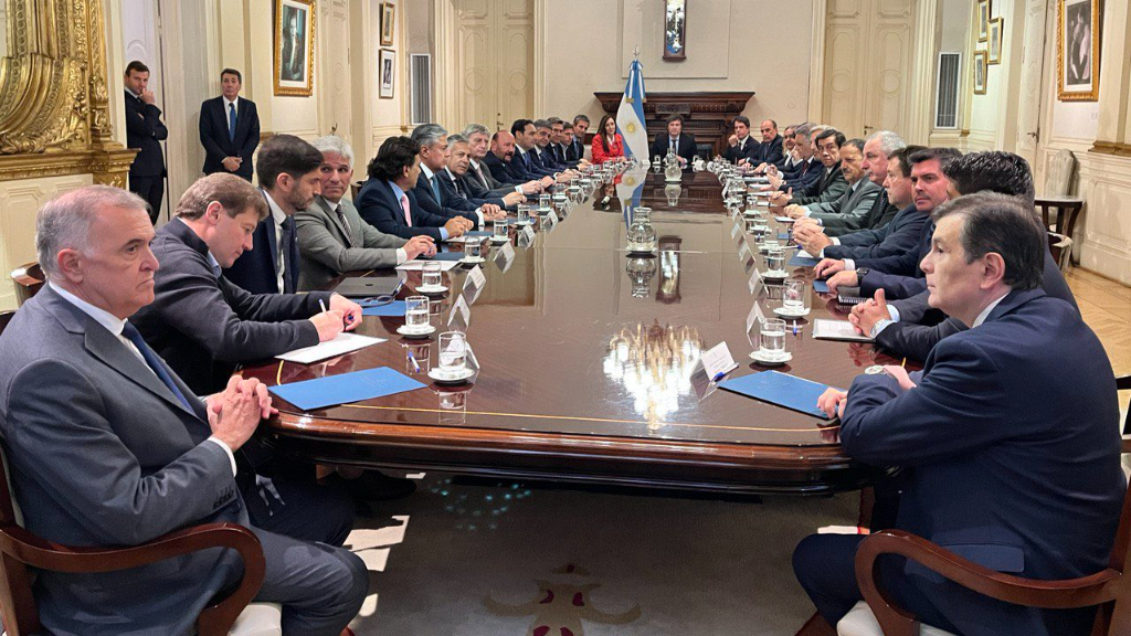Milei recibió a los 24 gobernadores