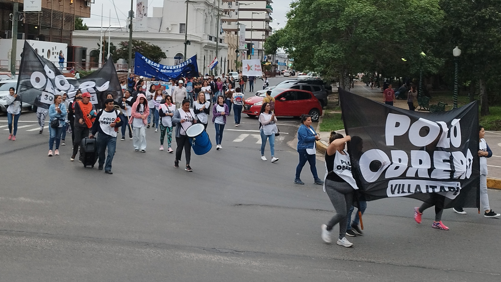 Marcha uruguayense en recuerdo al 2001 y en reclamo por el 2023