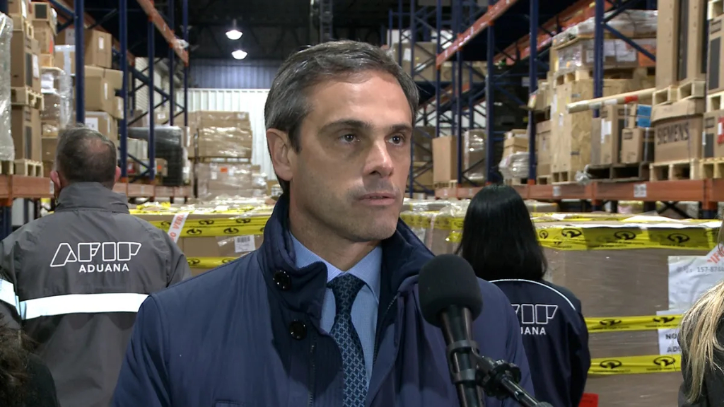 Michel le pide a Frigerio que opine sobre la