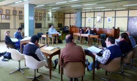 Modificarán la reglamentación de municipales que sean concejales o funcionarios políticos