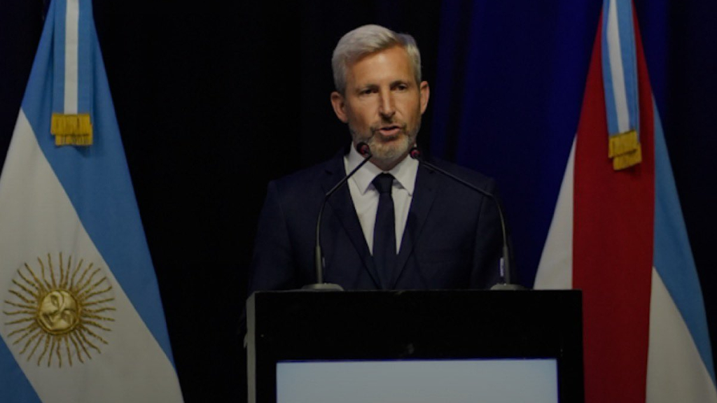Frigerio convalidó los recortes de Milei