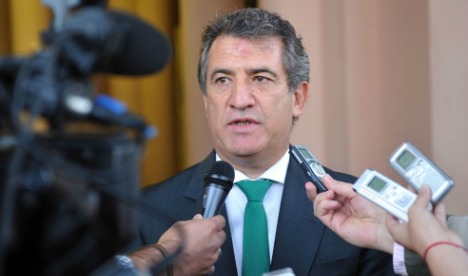 Urribarri habilita el regreso al PJ para los que se fueron con Busti