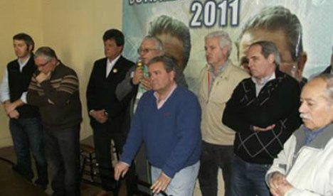 Ruíz Orrico, Saliva, Strassera y Maya buscan la unión, pero no quieren al Bustismo