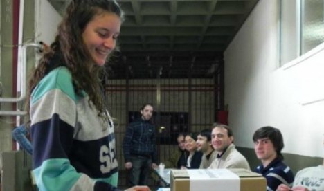 Dictamen del voto a partir de los 16: sería obligatorio, pero sin sanción para quien no vote