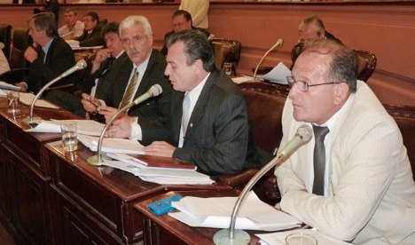 Presupuesto 2013: 24 diputados, de los 34, lo aprobaron
