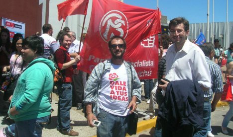 Uruguayenses en la asunción de Binner como líder del FAP