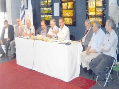 Schepens participó del Comité Binacional Hidrovía del Río Uruguay