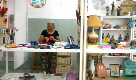 Los artesanos del Mercado que aceptaron el traslado inauguraron 