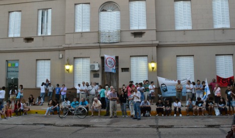 Agrupaciones frente al Juzgado Federal | Imagen: Babel, Clara Chauvin