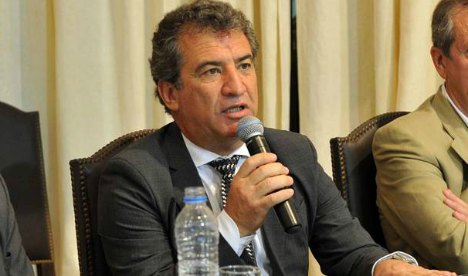 Urribarri ofrecerá un aumento del 22% a los docentes: 