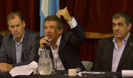 Urribarri dijo que los candidatos del Kirchnerismo se conocerán dos días antes del cierre de lista
