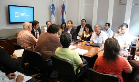 La propuesta para ATE y UPCN fue la misma que para los docentes: 22 por ciento