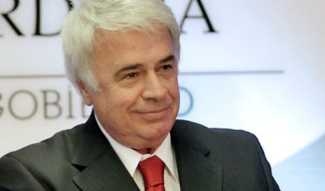 Busti milita De La Sota a pleno