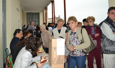 Debaten una reforma política provincial que incluya el voto a partir de los 16