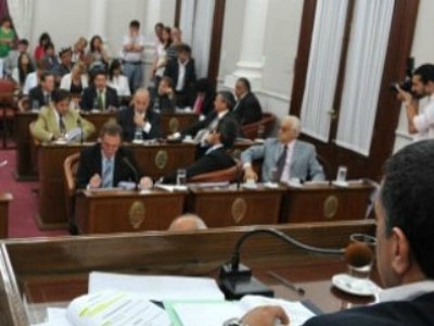 Proyecto de ley para crear el boleto estudiantil gratuito provincial