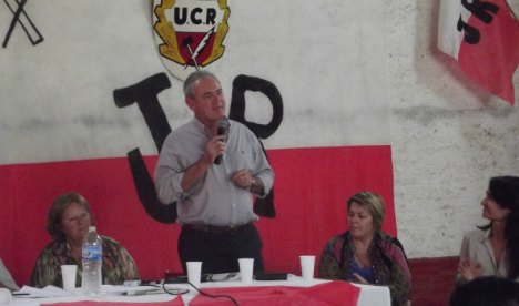 Benedetti en carrera: fue proclamado precandidato a senador