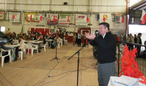 Almuerzo radical en María Grande.