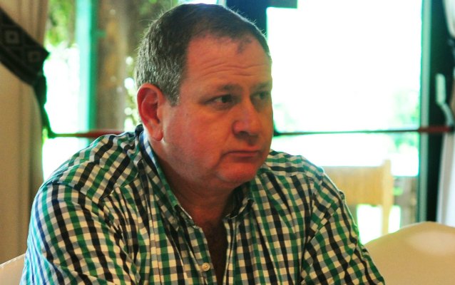 “Si deciden arreglar con Macri o Massa se divide el radicalismo”