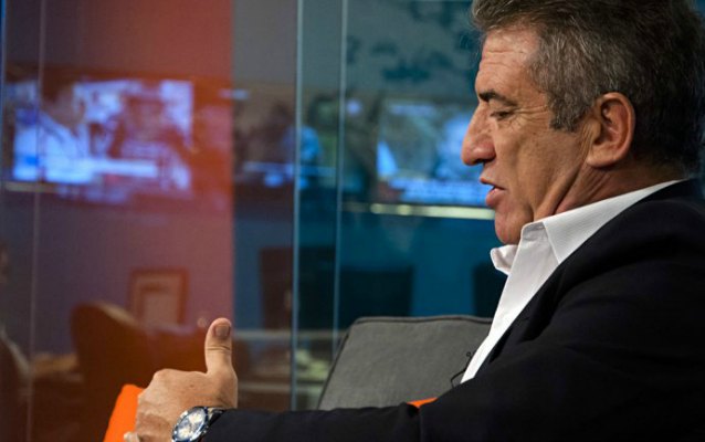 Urribarri no descartó alcanzar una lista de unidad en el FPV