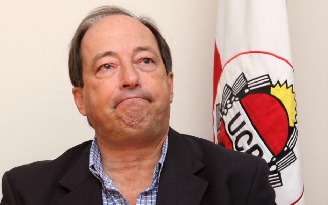 Sanz, en Paraná, ironizó respecto a Raúl Alfonsín: “Si hoy viviera dónde estaría militando?”