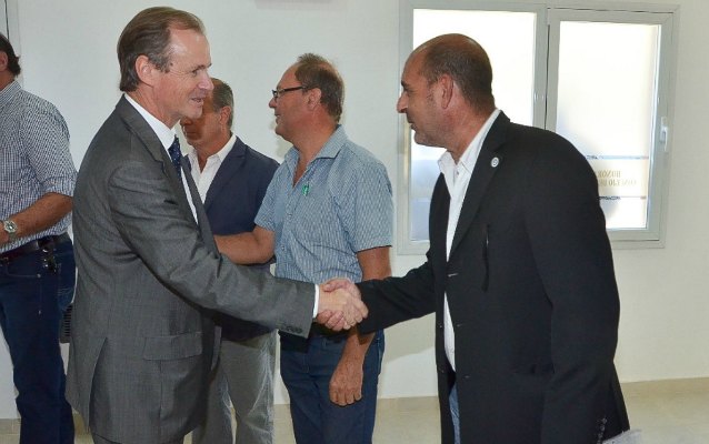 El agro entrerriano recibió el compromiso de Bordet de no aumentar el inmobiliario rural