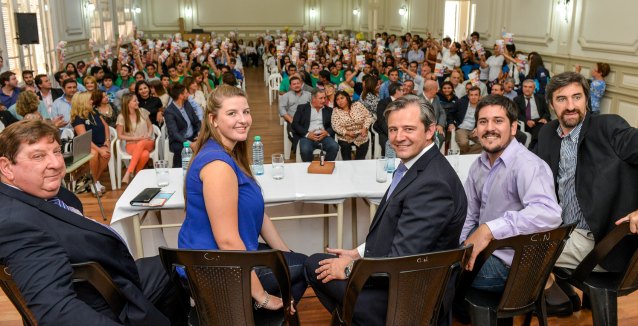 Bahl con una nueva edición del senado juvenil 