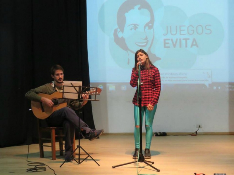 Unos 150 jóvenes compitieron en los Juegos Culturales Evita