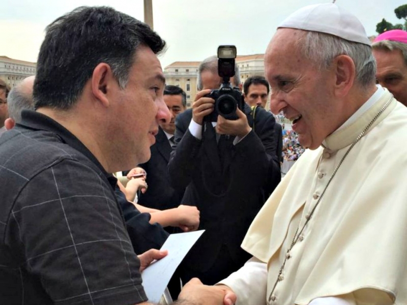Oliva llegó hasta Francisco con una carta