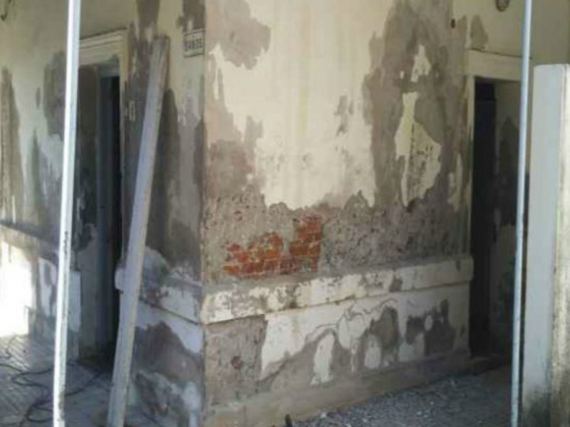 Arreglan baños del Cementerio