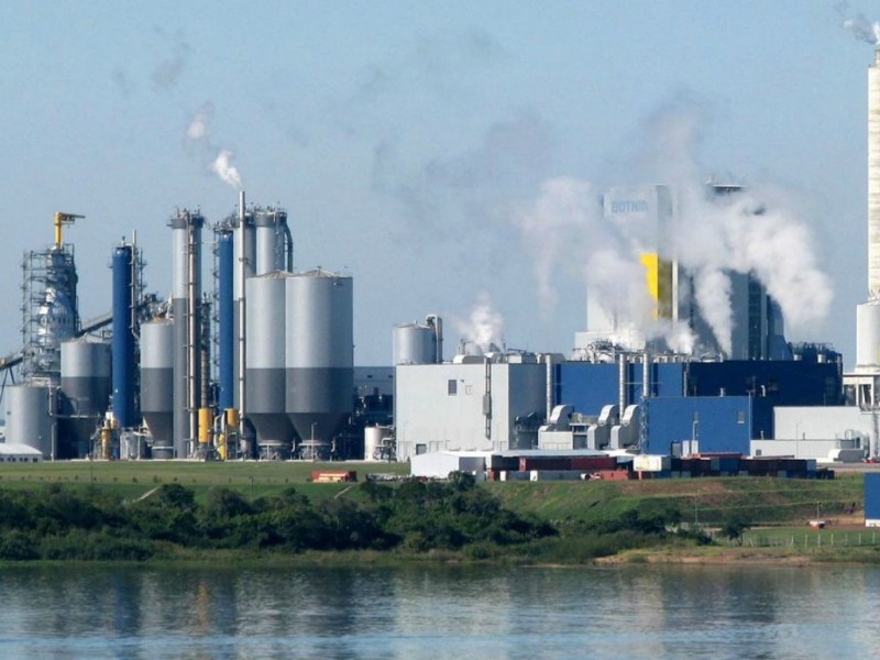 Giano, Kisser y Mattiauda pidieron datos sobre la nueva papelera en Uruguay