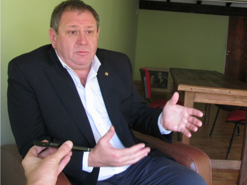 Rogel quiere consenso radical para las internas