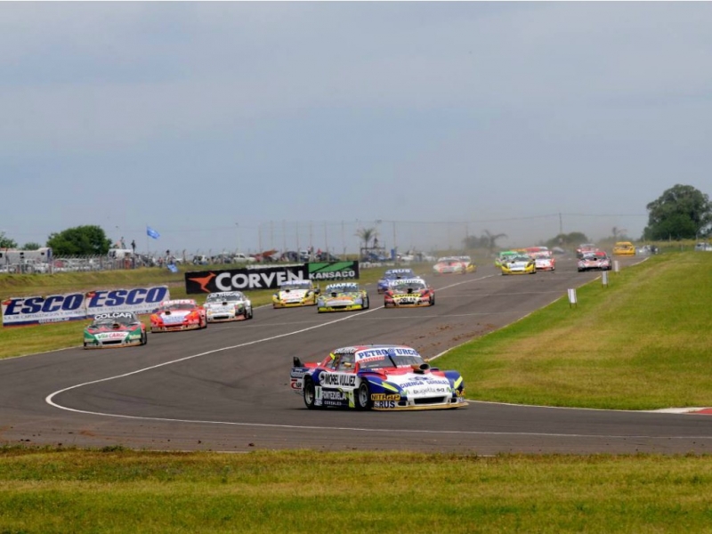 TCM y TCPM: Tras accidentado sábado, se corrió en el Autódromo de Concepción del Uruguay