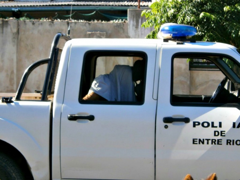 Vecinos detuvieron a un ladrón hasta que llegó la policía