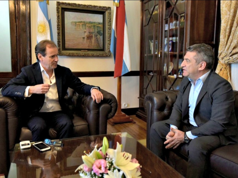 Bordet y Urribarri coinciden en la