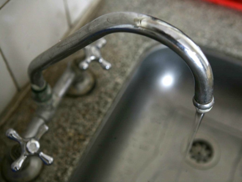 Por el calor, solicitan el uso responsable del agua potable