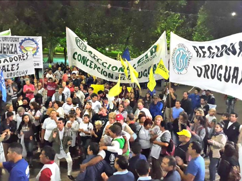 El PS participó de la movilización obrera y social contra el Ajuste